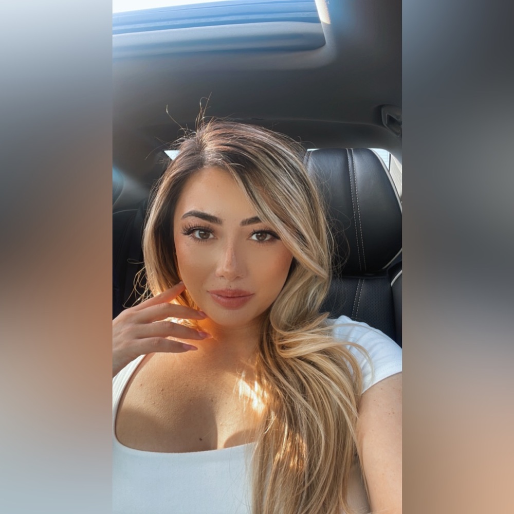 Meet your Posher, Maricella